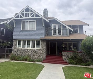 2651 Van Buren Pl