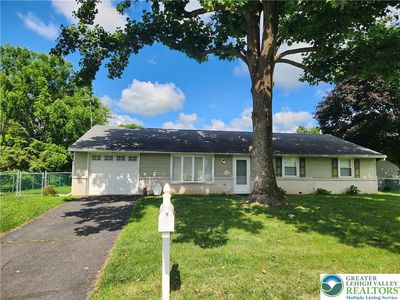 73 Willowdale Ave