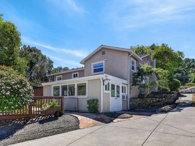 20450 Almaden Rd