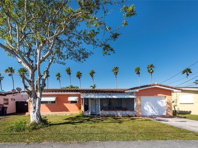 Property at 600 SW 11th Ave, Hallandale Beach, FL