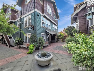 5430 California Avenue SW #3B