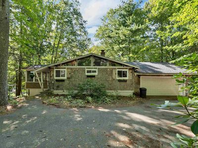16 Forest Avenue