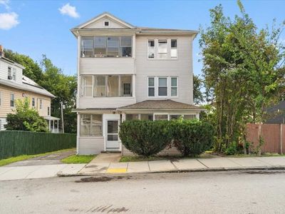 121 Illinois St
