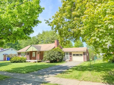24 Washburn Ave