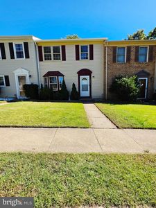 12311 Woodlawn Ct