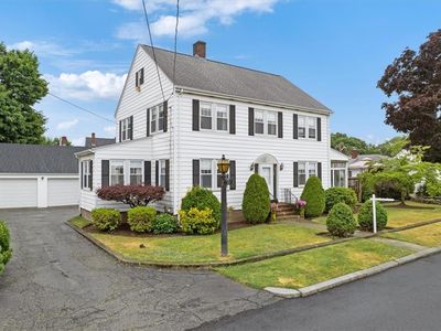 24 Bel Air Dr