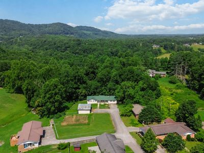 37 Kentucky Ln