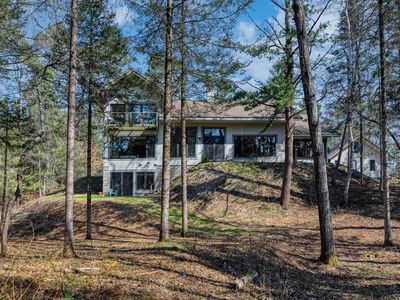 5364 River Run Ln