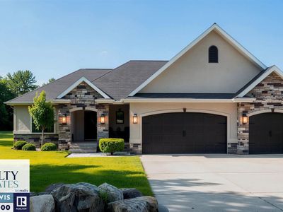 4048 Logan Ct