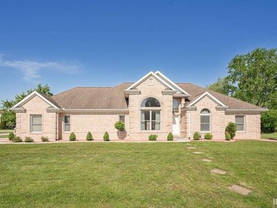2823 Congress Dr