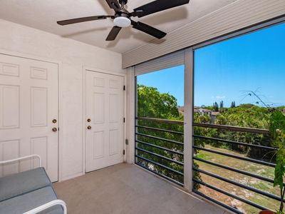 9235 SW 8th Street #502