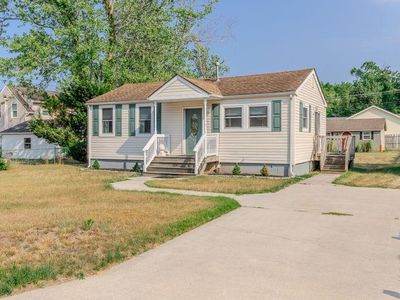 234 Saint John Ave