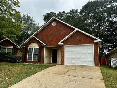 3820 Holland Ct