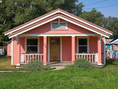502 Depot St