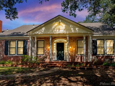 120 Texas St