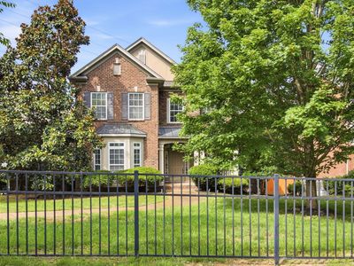 3041 Oxford Glen Dr