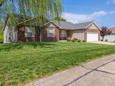 445 Steven Dr
