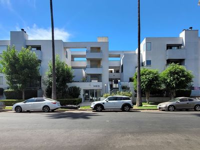 14610 Erwin St Unit 211