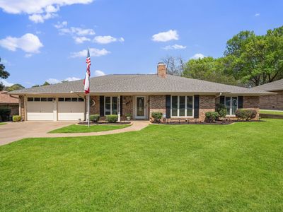 1711 Queensborough Dr