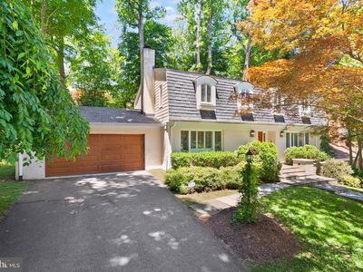 4136 Round Hill Rd