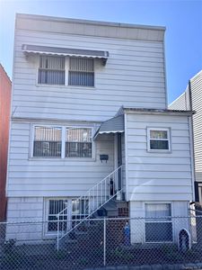 1921 Edison Avenue