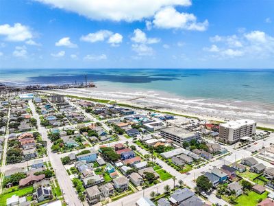 3228 Avenue R 1/2