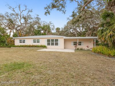 3835 Mockingbird Dr