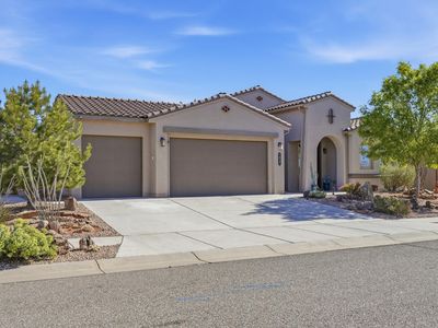 1827 Truchas Peak Trl NE