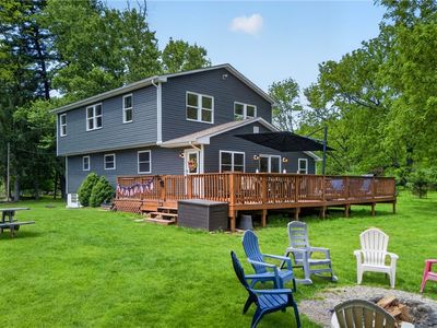 145 Robinson Pl