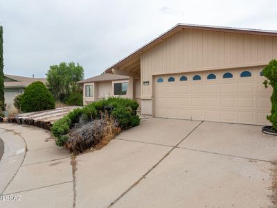 9757 N Sherbrooke St