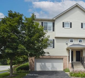 Property at 240 Evergreen Cir #240, Gilberts, IL