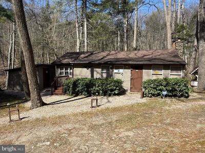 1C401 Staley Rd