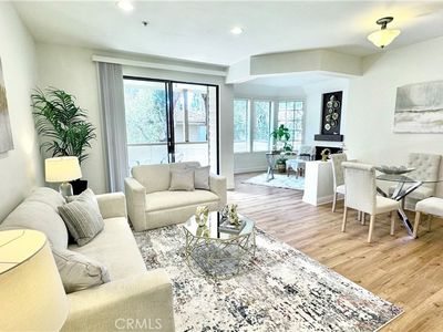 2571 Plaza Del Amo Unit 212