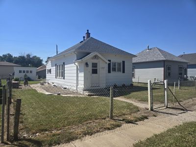 1407 N Jordan Ave