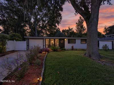 3048 LORMAN Drive
