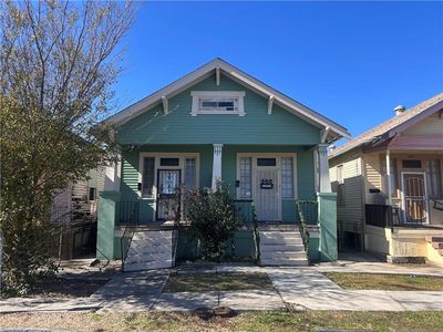 1928-30 E Saint Roch Ave