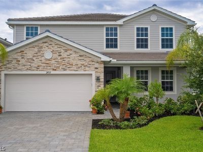 2433 Avocado Ln