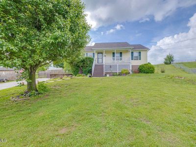18 Audrey Ln