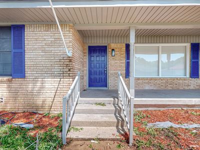 909 Crestview Dr