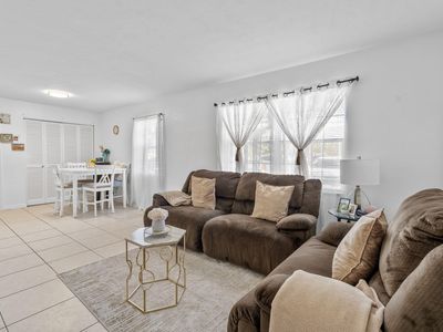 1047 Hartley Ave UNIT 106