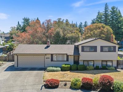 18765 Honeywood Ct