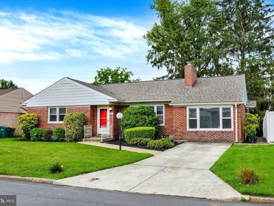 23 Circle Dr