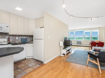 5800 Arlington Ave APT 19O