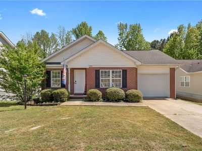 944 Sandstone Ln
