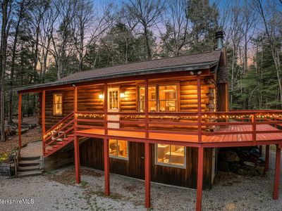 859 Moberg Rd