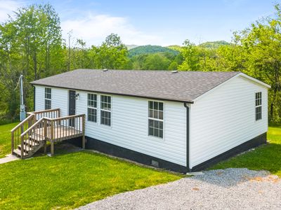 Property at 1958 Branam Hill Rd, Jellico, TN