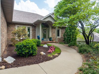 4804 Chilton Ct