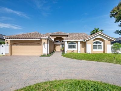 1551 SW 52nd Ter