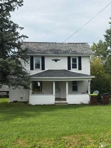 5824 Holloway Rd