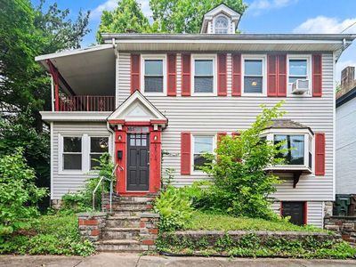 3515 Carlisle Ave